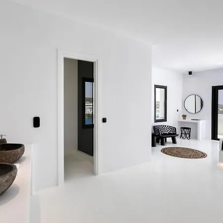 Dazzling Mykonos Villa Villa Lvellie 6 Bedrooms Unique Aegean Sea Views Private Infinity Pool Two Private Jacuzzis Psarou Beach *