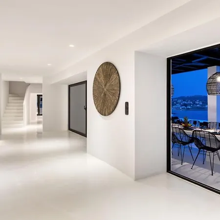 Dazzling Mykonos Villa Villa Lvellie 6 Bedrooms Unique Aegean Sea Views Private Infinity Pool Two Private Jacuzzis Psarou Beach Psarou (Mykonos)