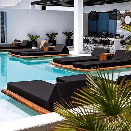 Dazzling Mykonos Villa Villa Lvellie 6 Bedrooms Unique Aegean Sea Views Private Infinity Pool Two Private Jacuzzis Psarou Beach * Psarou (Mykonos)